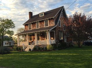 2 Sunwich Rd, Norwalk, CT 06853