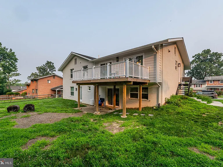 8321 Raymond Ln — Photo 38