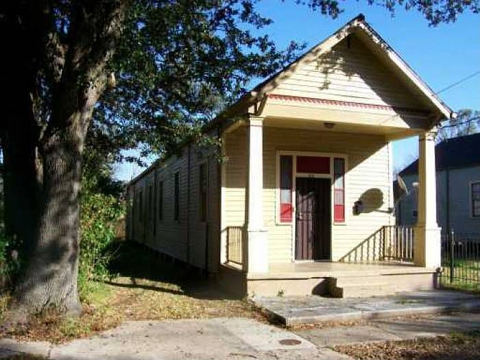 1st image of 312 Whitney Ave