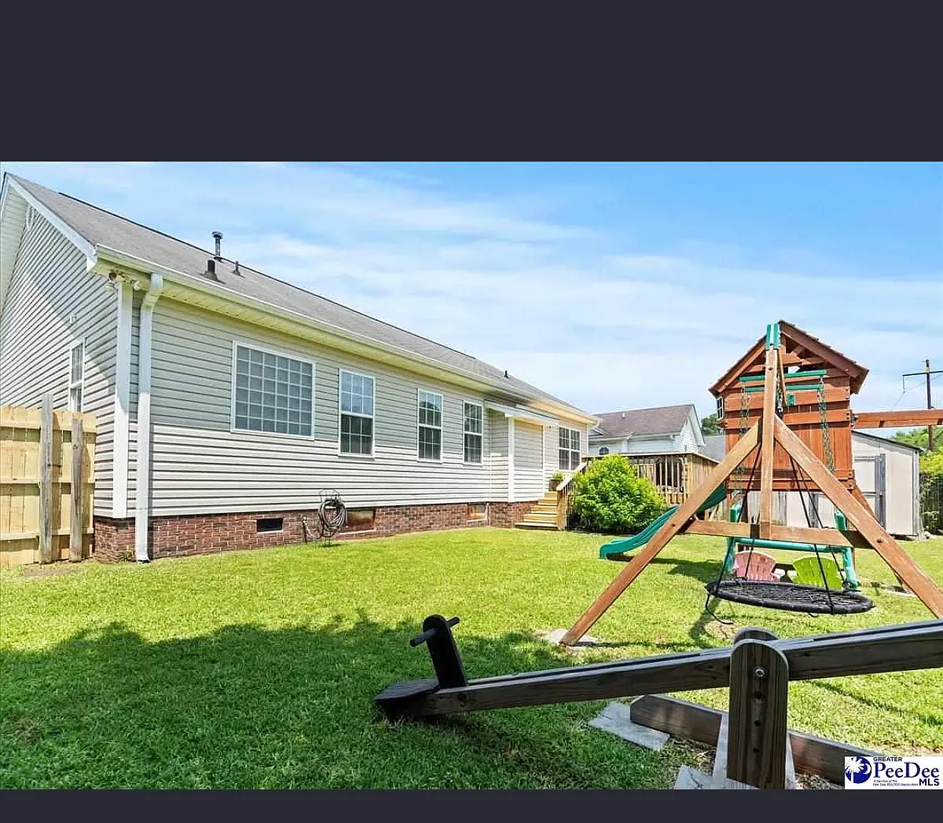 3 bed, 1275 sqft, $2,150 — Photo 4