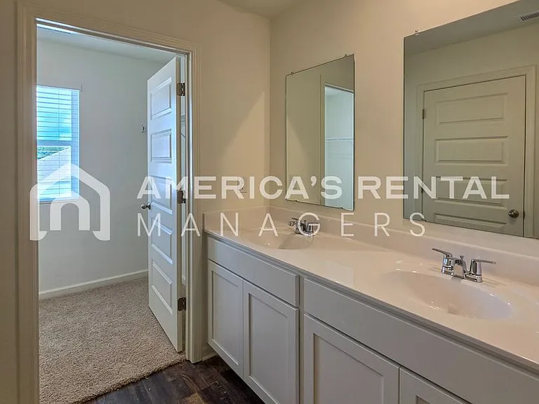 2132 Addison Way SW — Photo 48