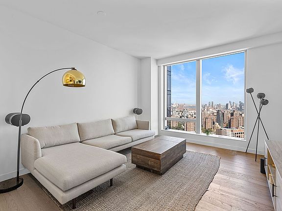 3rd image of 252 South St #42E
