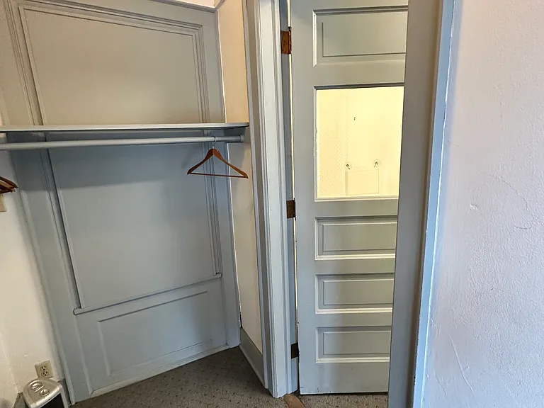 1524 N Farwell Ave — Photo 23