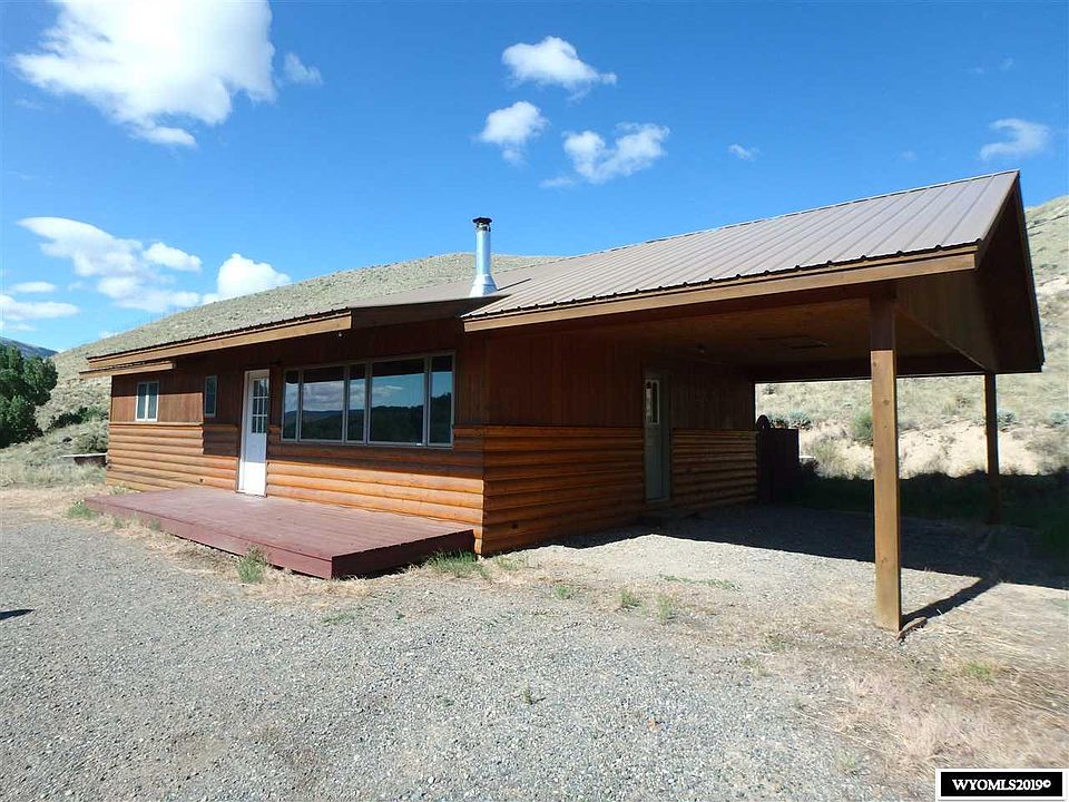 1st image of 406 Horse Creek Rd