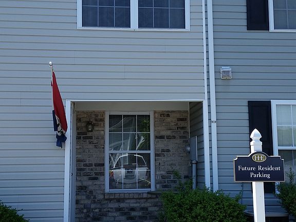 4th image of 22521 Iverson Dr Unit 7