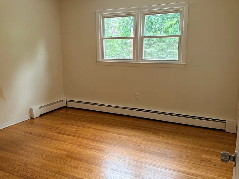 57-65 Lynch Rd #4 — Photo 3