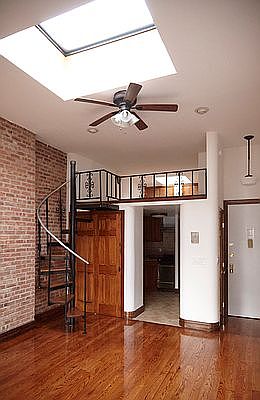 4th image of 319 W 75th St #5B