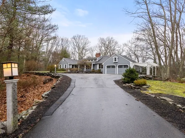 21 Ivy Ln, Sherborn, MA 01770