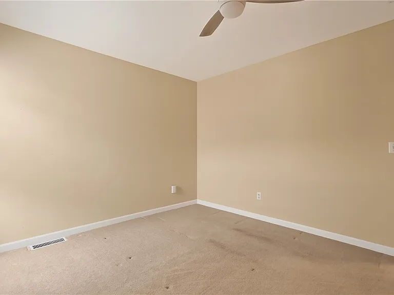 2093 Mykola Rd — Photo 28