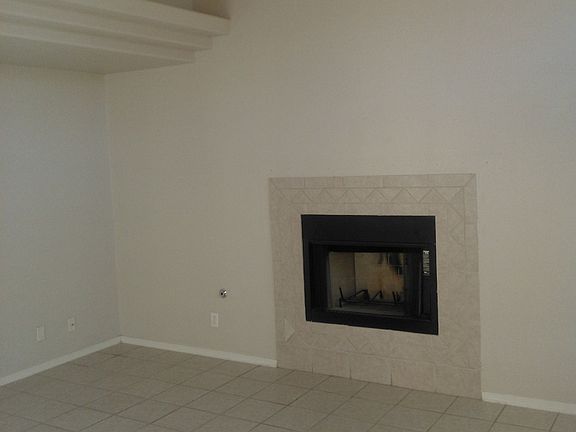 4th image of 5840 Sixta Dr