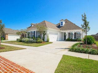 3716 Kingsbarns Dr, Zachary, LA 70791