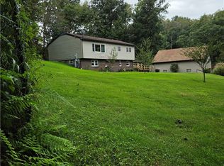 382 Fry Hollow Rd, Hunker, PA 15639