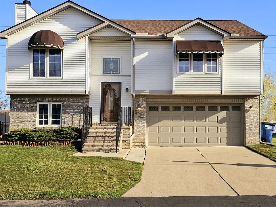 1st image of 38540 Nellie Ln