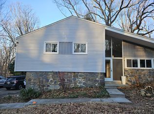 665 Trephanny Ln, Wayne, PA 19087