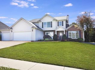 3109 Spaulding Rd, Bloomington, IL 61704