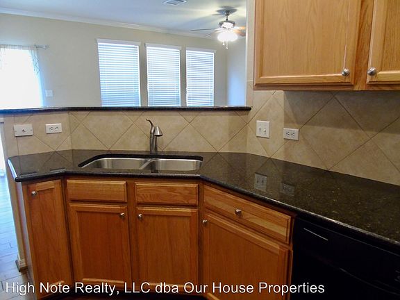 5th image of 700 Mandarin Flyway APT 1304