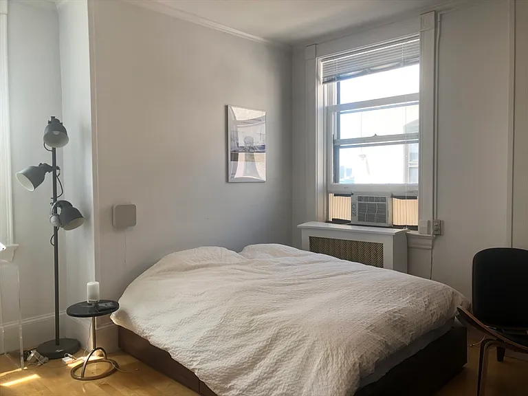 21 Beacon St #11D — Photo 2