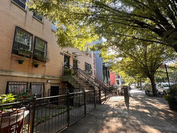 180 Madison Street image 1 of 15