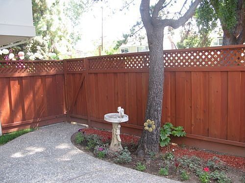 4th image of 1046 Polk Ln