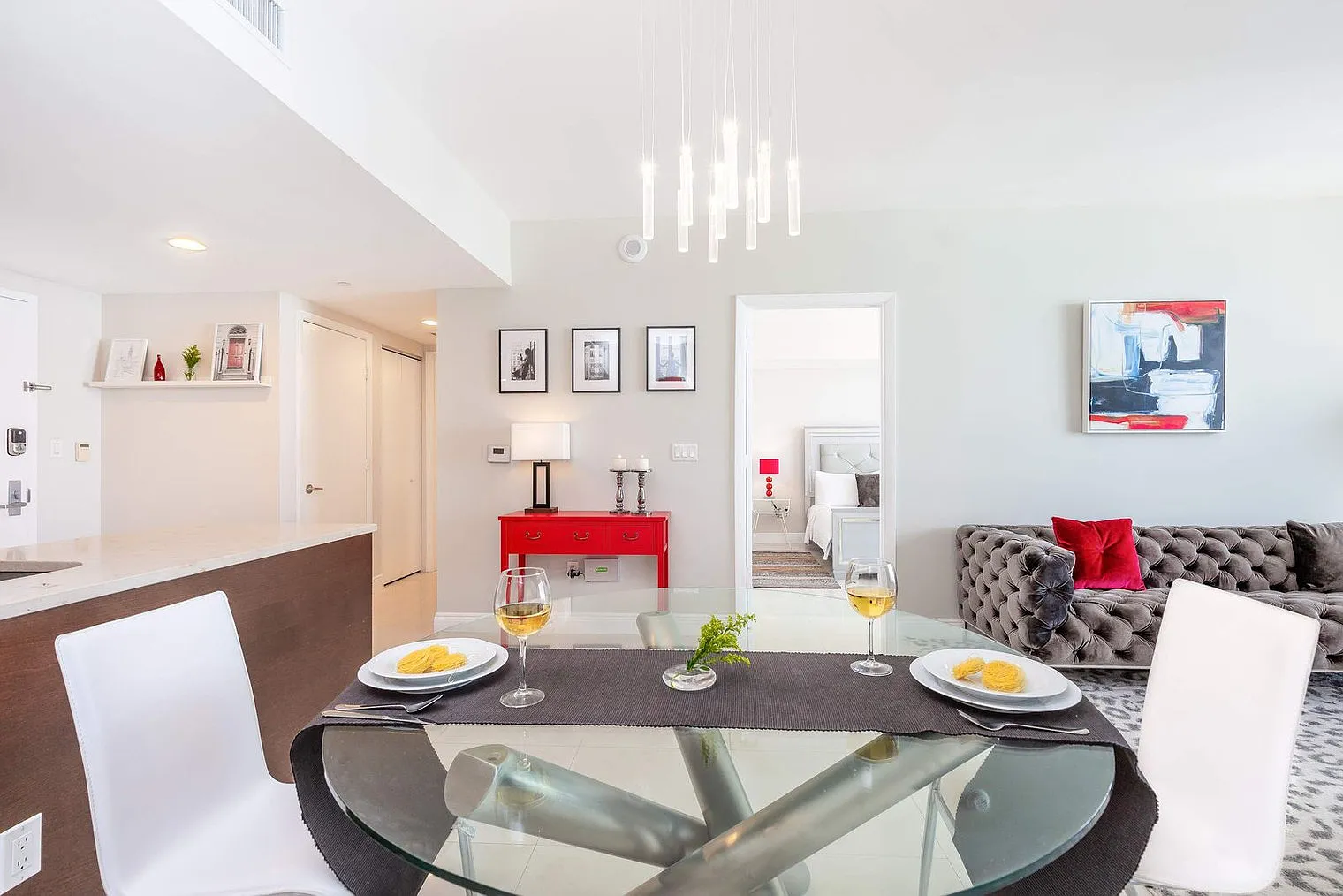 1 bed, 1.0 bath, 839 sqft, $3,530 — Photo 4