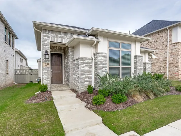 1700 Bonsmara Dr, Justin, TX 76247