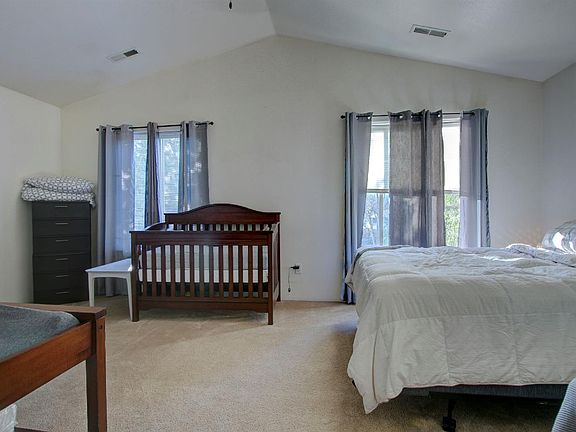 5th image of 1375 Circle Wood Dr
