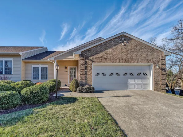 3377 Laurel Cir, Roanoke, VA 24018