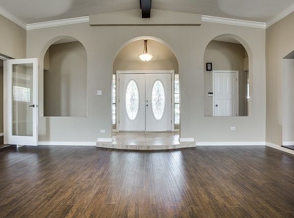 3rd image of 7139 Oakridge Dr