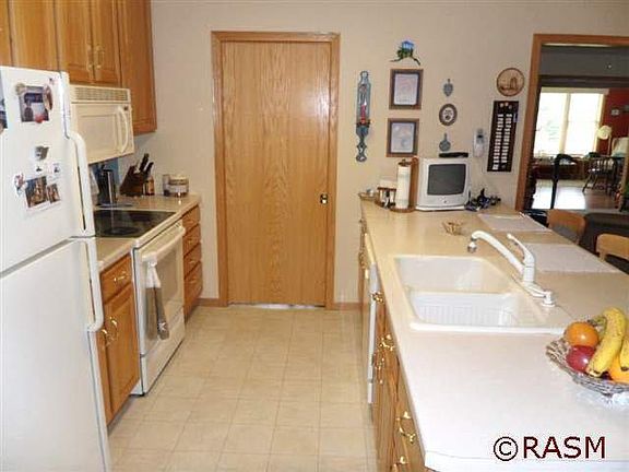 3rd image of 1852 E Welco Dr
