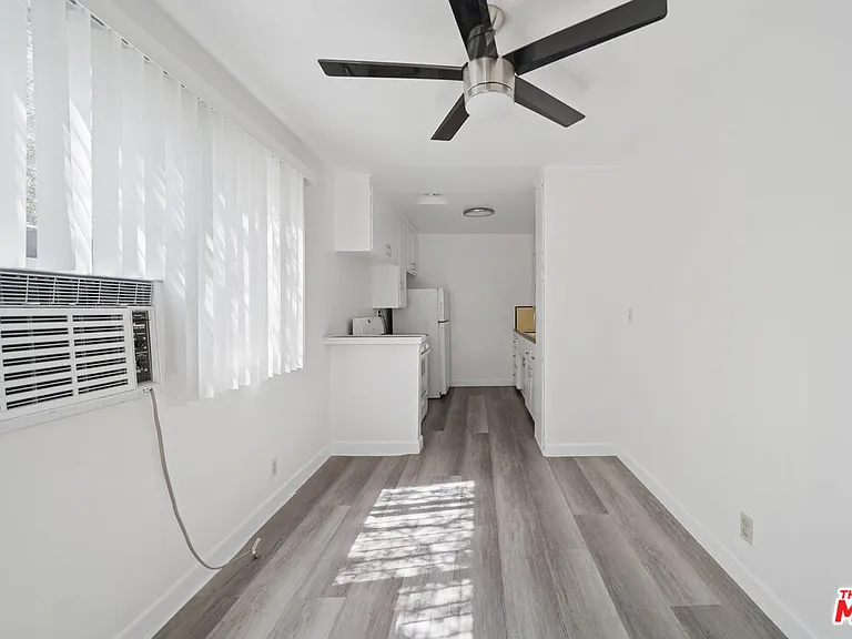 1027 N Edinburgh Ave #8 — Photo 3