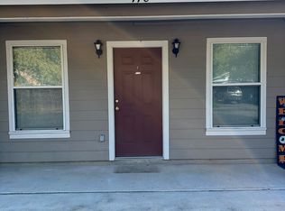 118 E Leona St #C, Uvalde, TX 78801