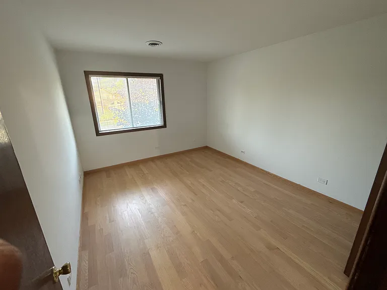 1115 Hunters Ln — Photo 21