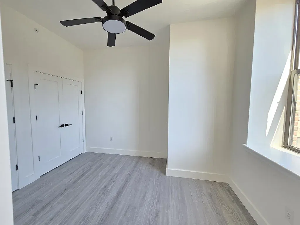 2 bed, $2,675 — Photo 4