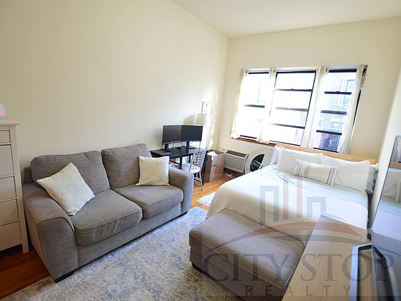 3rd image of 42 W 69th St APT 3C