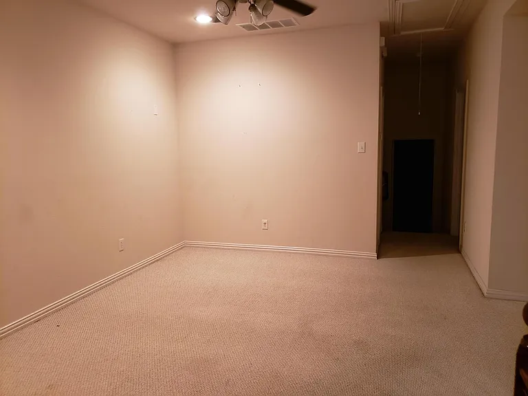 1948 Lantana Ln — Photo 10