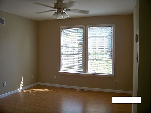 5th image of 115 Nevins Way APT 1