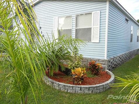 LANDSCAPED FRONT OF HOME