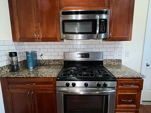 5th image of 38 Whiting St #2