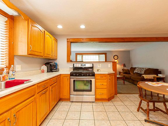 4th image of 18483 N Bend Dr