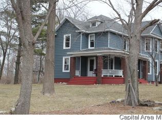 24442 Levee St, Greenview, IL 62642