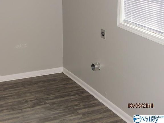 5th image of 4506 Lakeview Dr NW