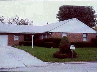 1313 Westmoor Dr, Wilmington, OH 45177