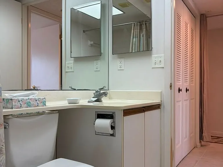 1324 Pasadena Ave S #206 — Photo 23