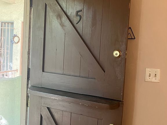 4th image of 635 N Orange Dr APT 5