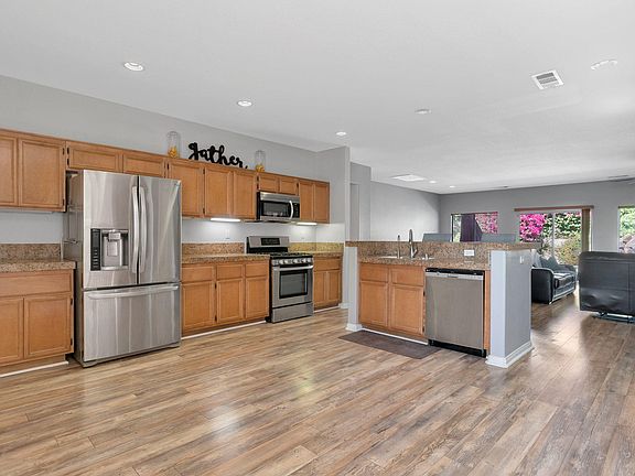 5th image of 40814 Carmel Mountain Dr