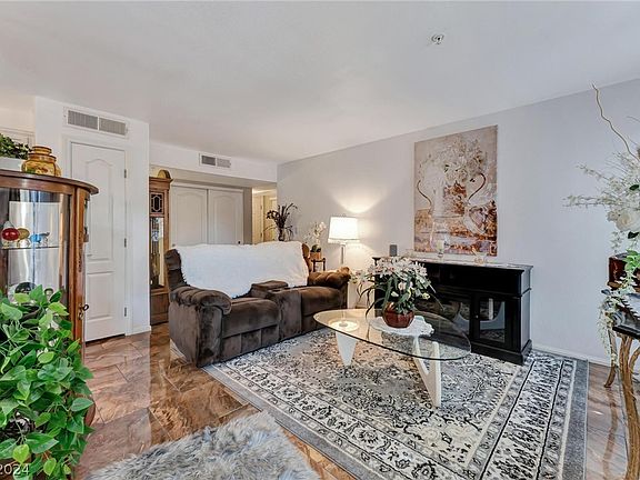 5th image of 7730 Secret Shore Dr Unit 105