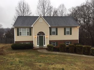 120 Brookdale Ridge Ct, Winston Salem, NC 27106