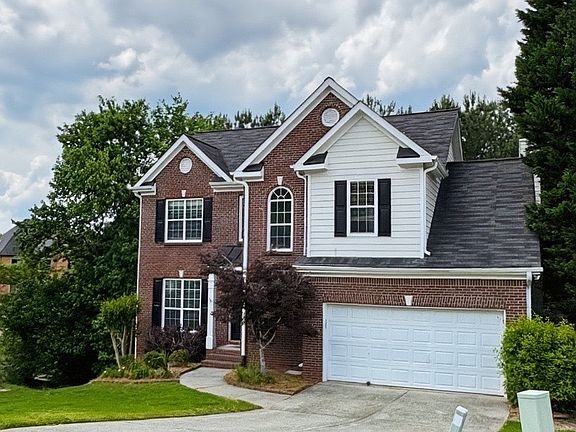 3rd image of 326 Canterbury Place Dr