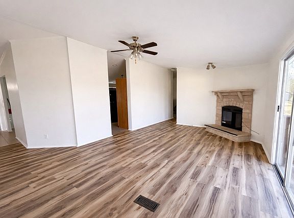3rd image of 400 County Road 3823
