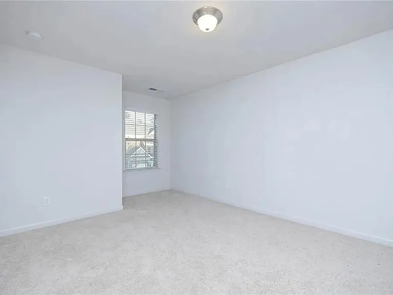 3934 Princeton Lakes Pass SW — Photo 8